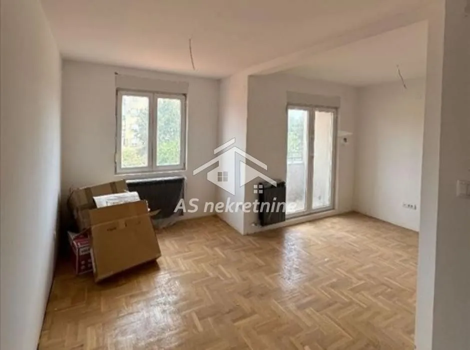 Sale, two bedroom apartment, 43m², Zemun Cara Dušana, Zemun Sve Podlokacije