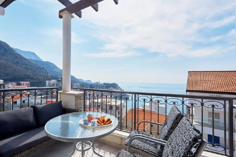 Rent, two bedroom apartment, 55m², Kamenovo, Budva