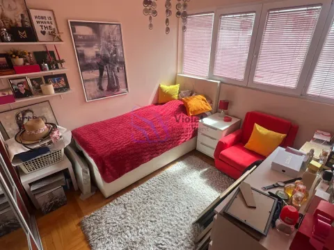 Sale, three bedroom apartment, 100m², Blok 5, Podgorica - image 16