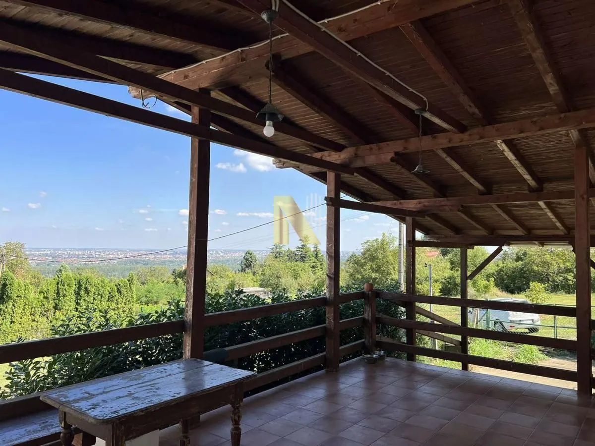 Prodaja, kuća, 135m², Rakovac, Novi Sad Sve Podlokacije