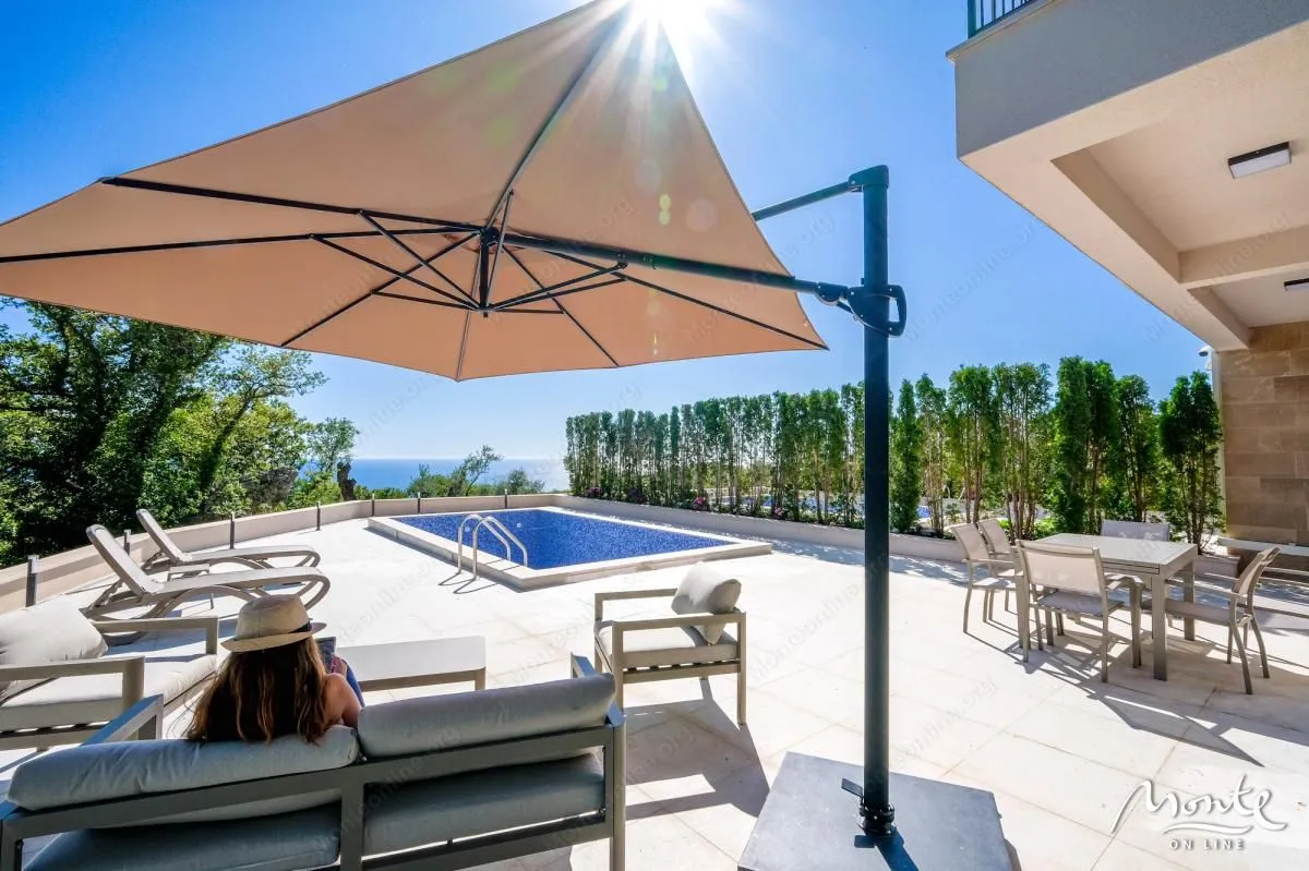 Sale, house, 220m², Reževići, Budva