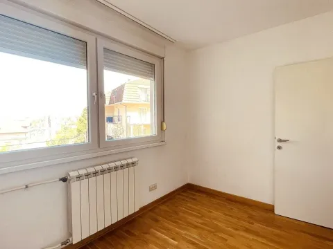 Rent, three bedroom apartment, 66m², Voždovac Sve Podlokacije, Beograd - image 14