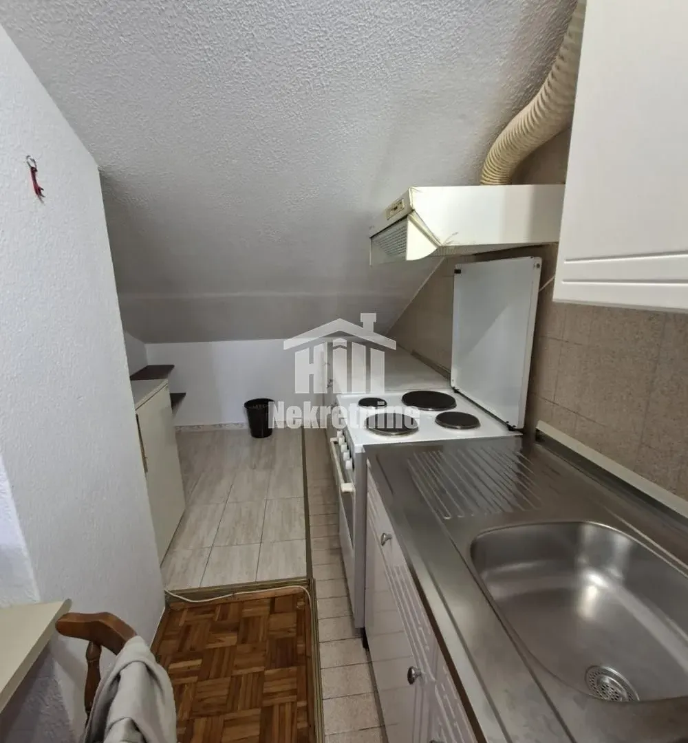 Rent, one bedroom apartment, 40m², Čukarička Padina, Beograd