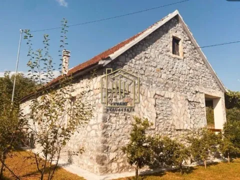 Izdavanje, kuća, 60m², Podgorica, Crna Gora - image 8