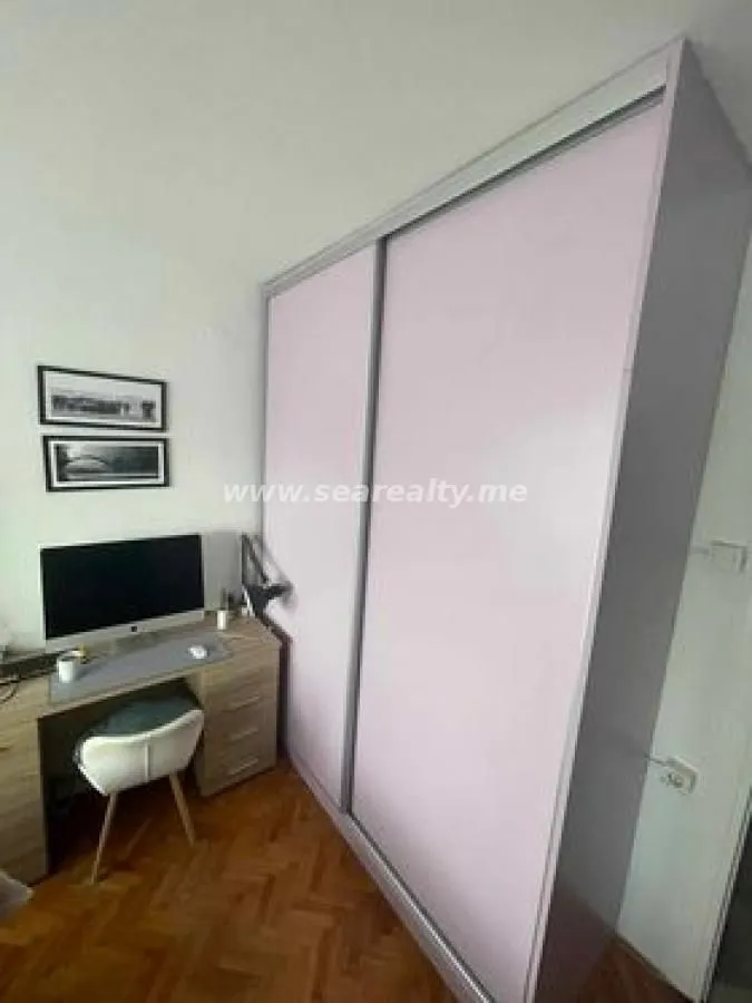 Prodaja, dvosoban stan, 52m², Tivat, Crna Gora