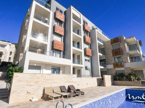 Prodaja, stan, 45m², Tivat, Crna Gora - image 1