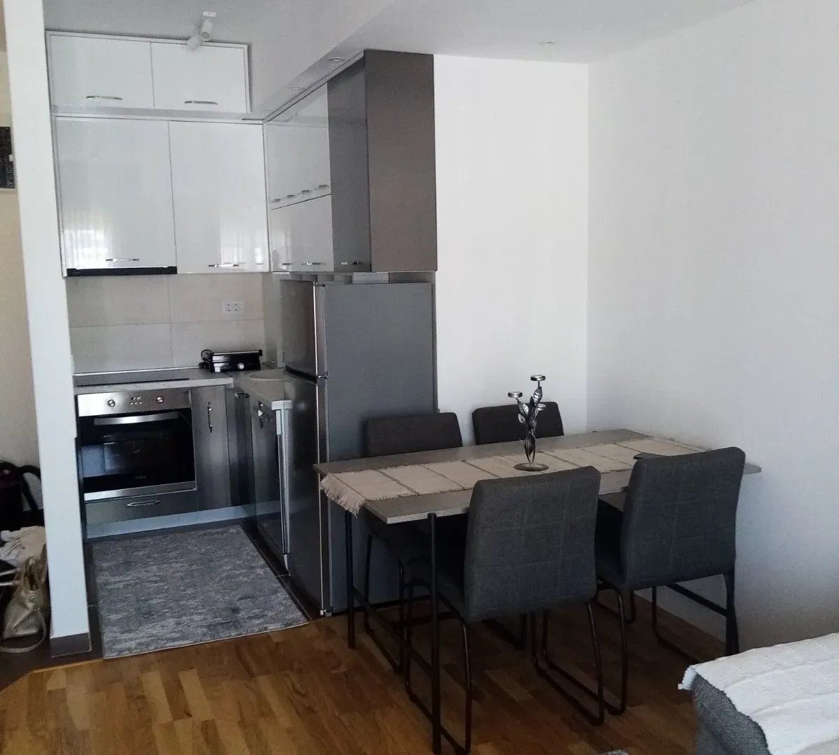 Rent, one bedroom apartment, 39m², Stari Aerodrom, Podgorica
