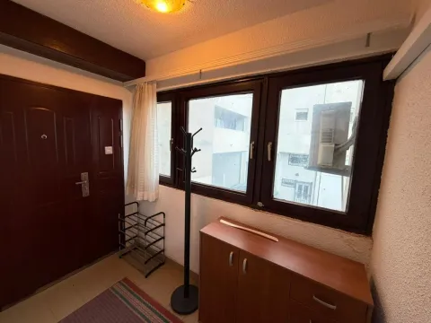 Izdavanje, dvosoban stan, 65m², Makedonsko naselje, Bar - image 2