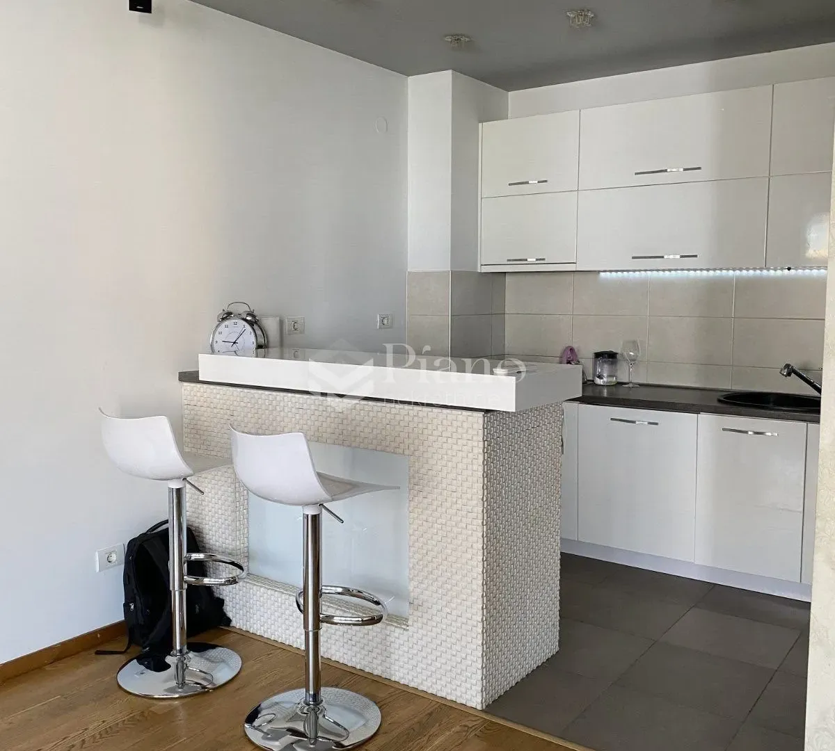 Rent, two bedroom apartment, 75m², City Kvart, Podgorica