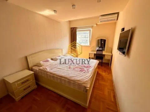 Izdavanje, dvosoban stan, 92m², City Kvart, Podgorica - image 7