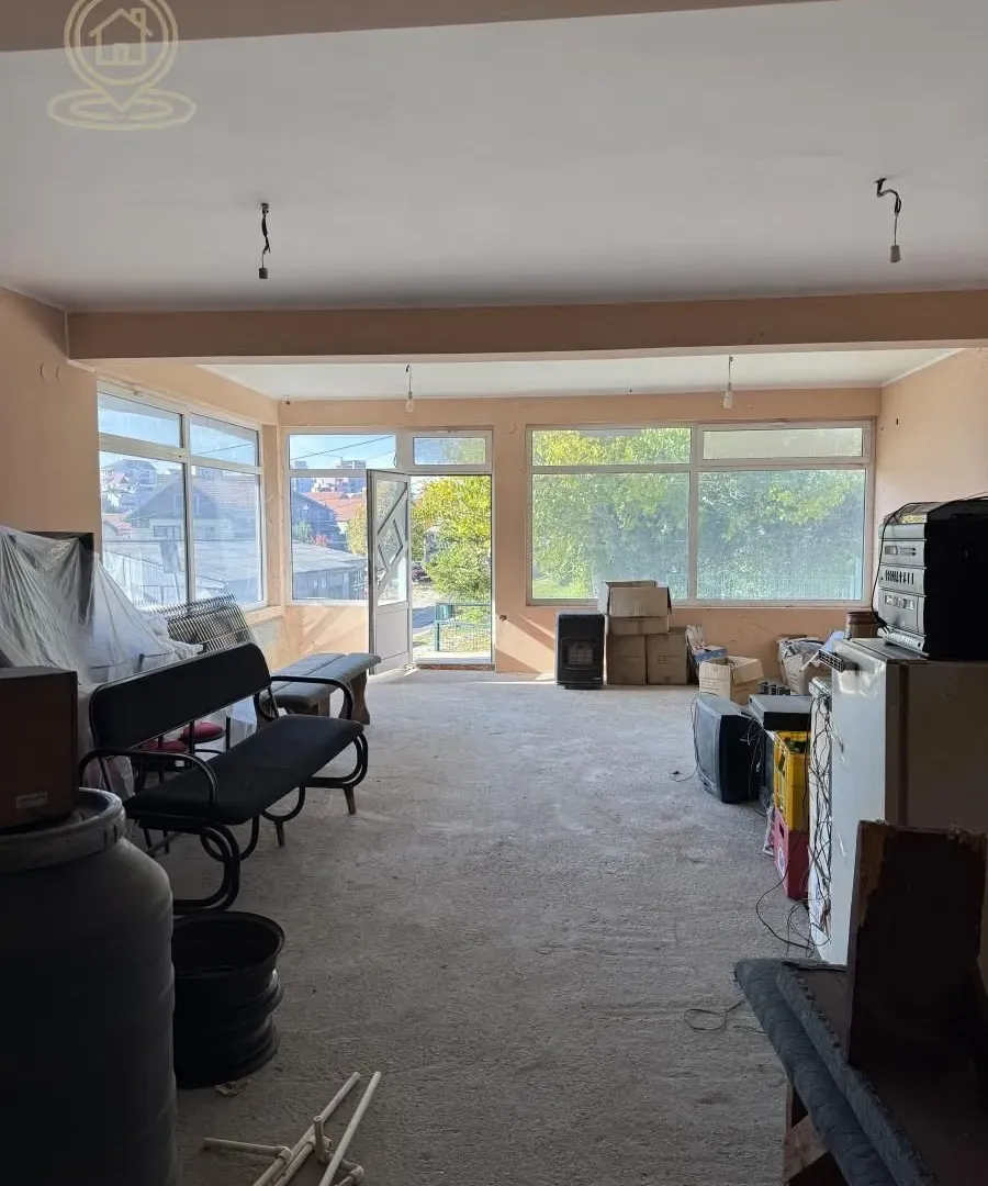 Prodaja, kuća, 650m², Kragujevac, Srbija
