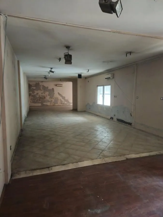 Rent, office space, 1000m², Dušanovac, Voždovac Sve Podlokacije