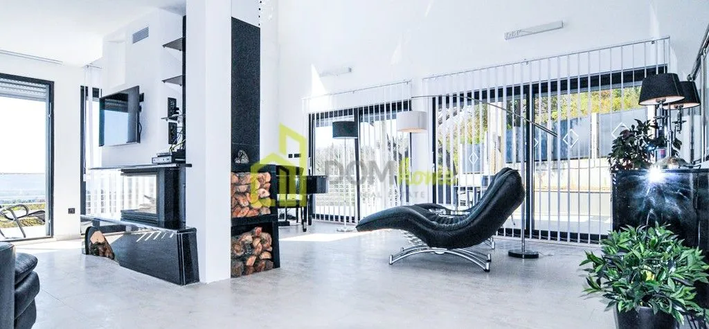 Prodaja, kuća, 369m², Tivat, Crna Gora