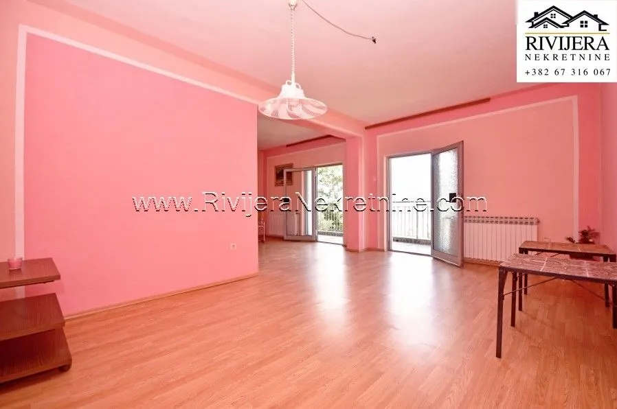 Prodaja, dvosoban stan, 79m², Đenovići, Herceg Novi