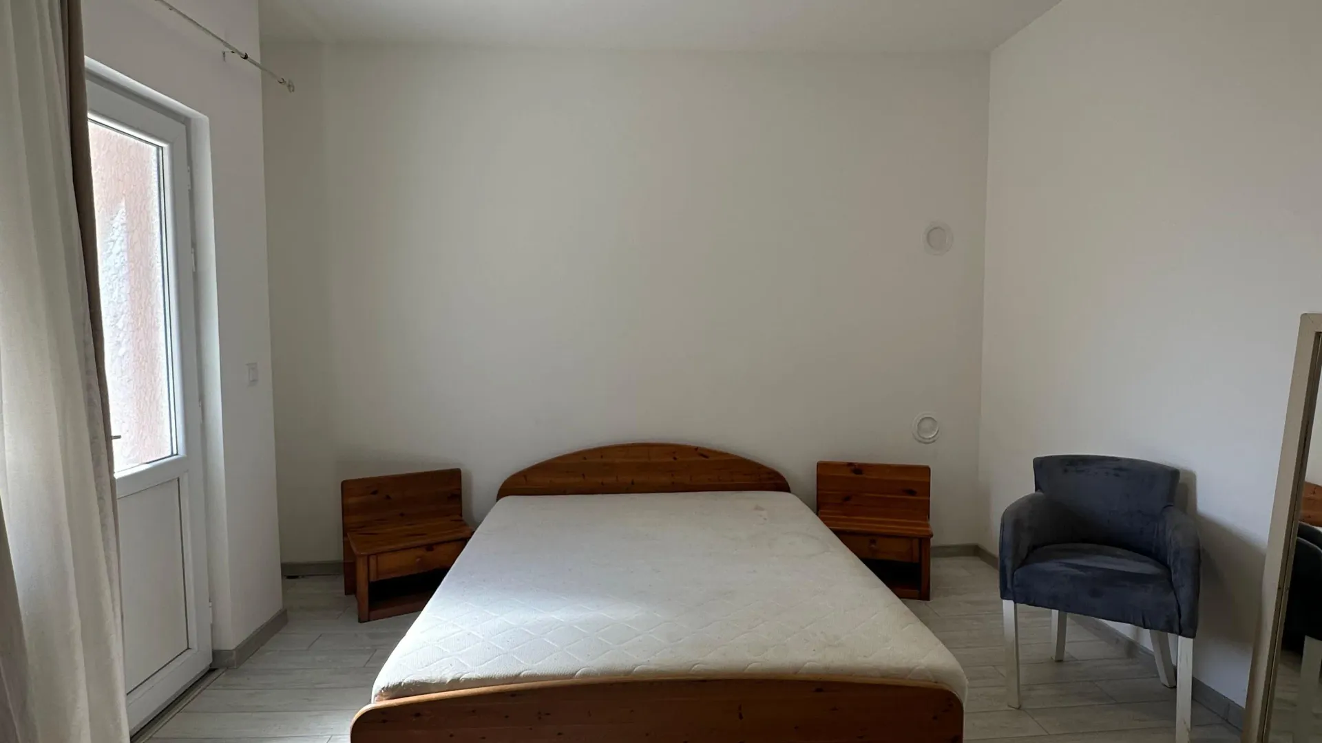 Izdavanje, jednosoban stan, 45m², Centar, Tivat