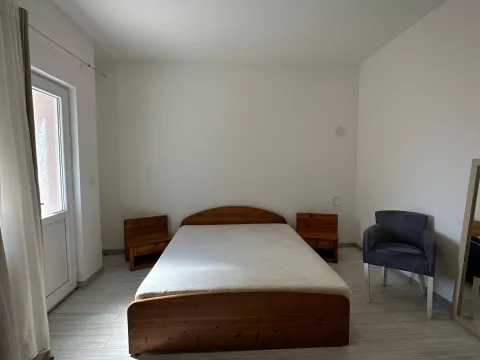 Izdavanje, jednosoban stan, 45m², Centar, Tivat - image 10