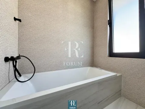 Izdavanje, kuća, 230m², Gornja Gorica, Podgorica - image 11