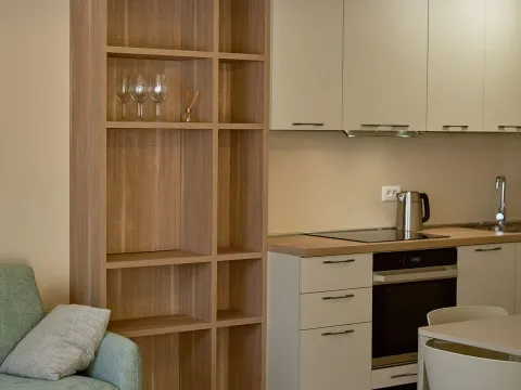 Rent, two bedroom apartment, 58m², Bečići, Budva - image 5