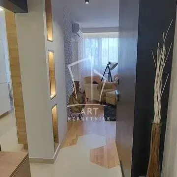 Sale, two bedroom apartment, 61m², Kanarevo Brdo, Beograd - image 8