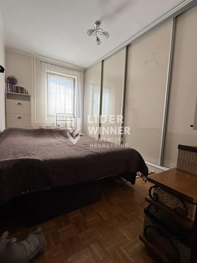 Sale, two bedroom apartment, 64m², Novi Beograd Blok 62, Novi Beograd Sve Podlokacije