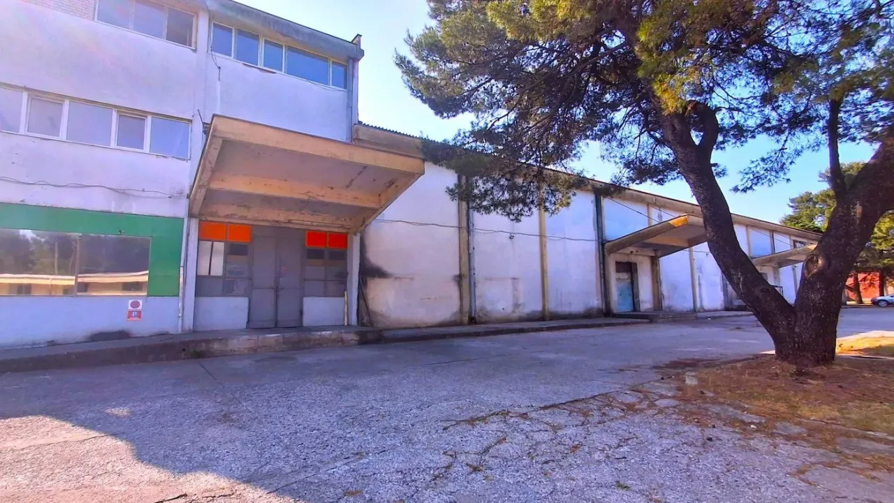 Rent, office space, 1500m², Tuški Put, Podgorica