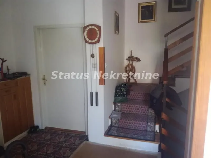 Prodaja, kuća, 459m², Petrovaradin, Novi Sad