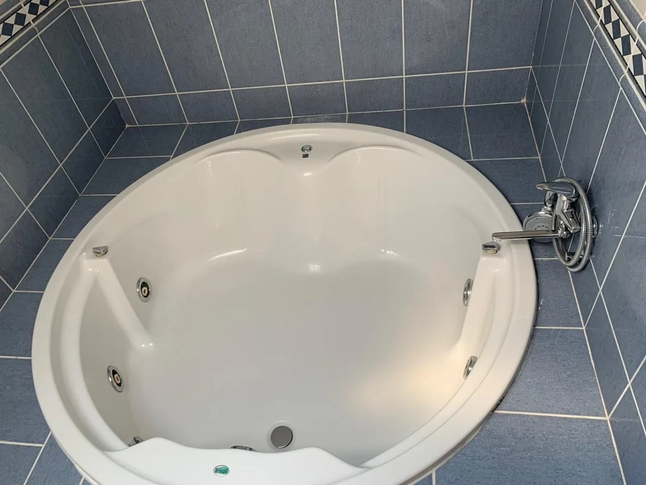 Rent, house, 250m², Zagorič, Podgorica