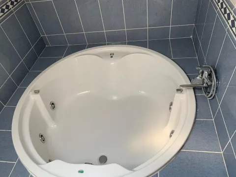 Izdavanje, kuća, 250m², Zagorič, Podgorica - image 14