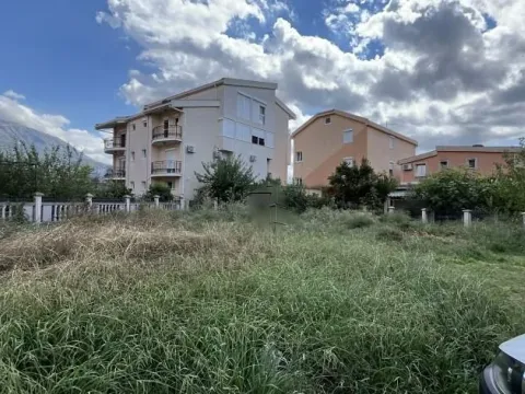 Prodaja, plac, 668m², Centar, Bar - image 1