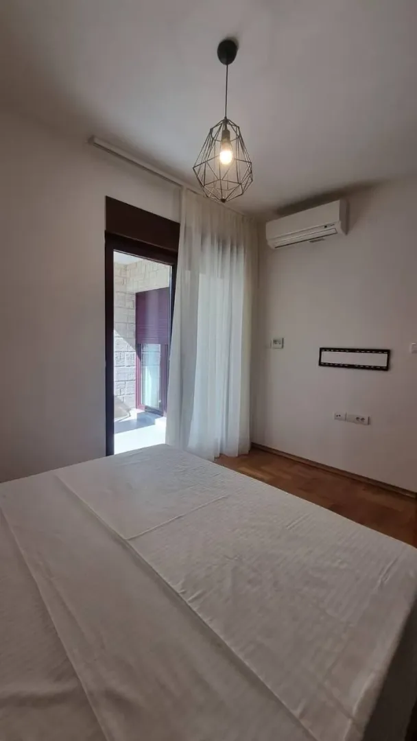 Sale, two bedroom apartment, 130m², Bečići, Budva