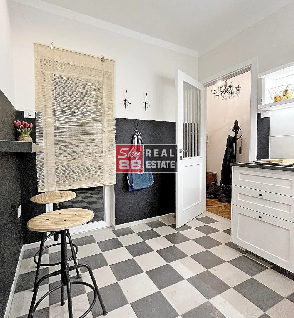 Prodaja, stan, 160m², Stari Grad, Beograd