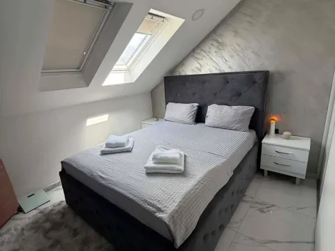 Rent, two bedroom apartment, 74m², Popovići, Bar - image 7