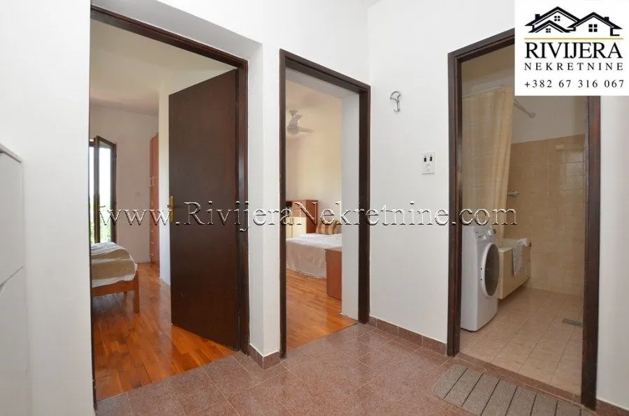 Prodaja, trosoban stan, 106m², Centar, Herceg Novi