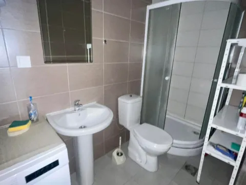 Rent, one bedroom apartment, 60m², Kruševac, Podgorica - image 11