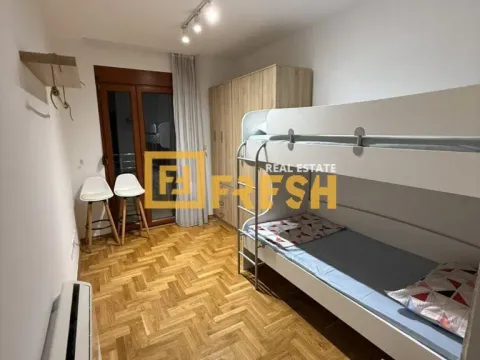 Izdavanje, dvosoban stan, 75m², Pobrežje, Podgorica - image 8