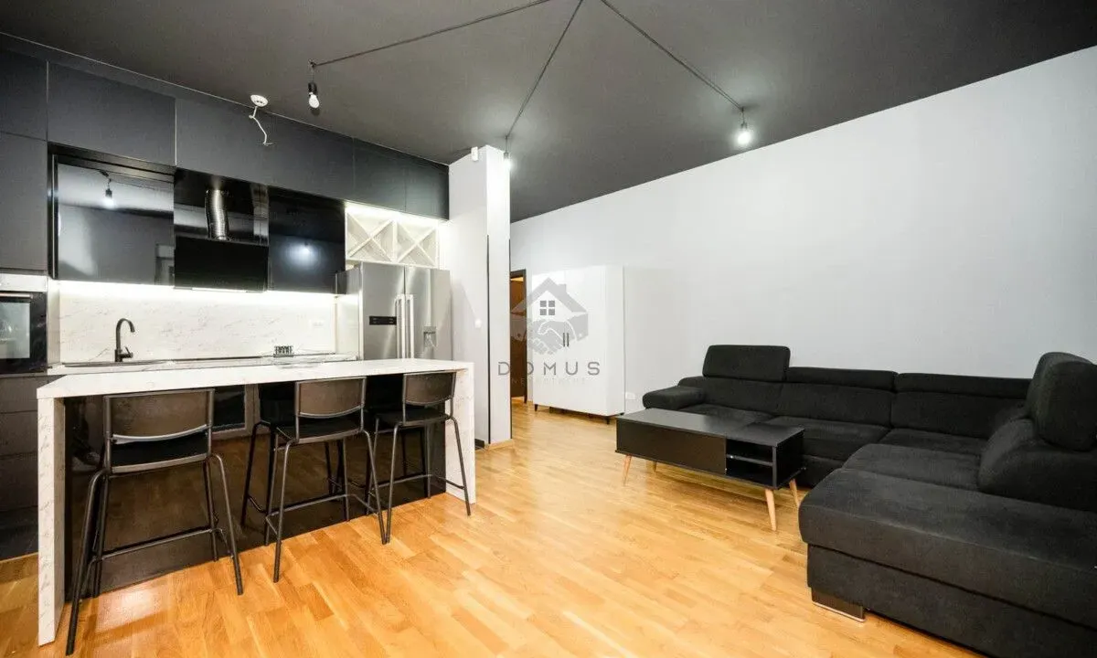 Izdavanje, jednosoban stan, 50m², Momišići, Podgorica