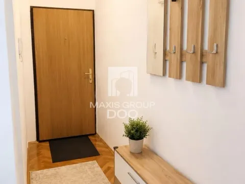 Rent, three bedroom apartment, 80m², Savski Venac, Beograd - image 8