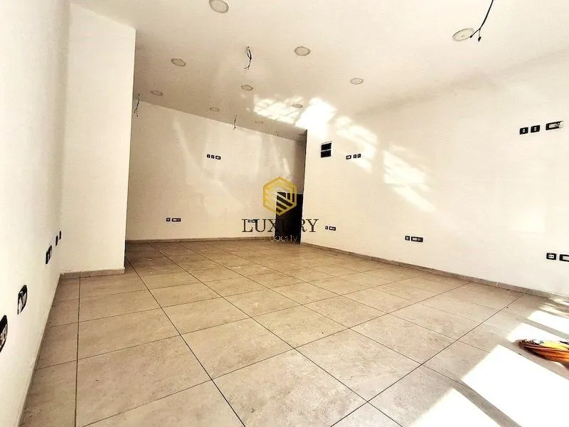 Rent, office space, 118m², Stari Aerodrom, Podgorica