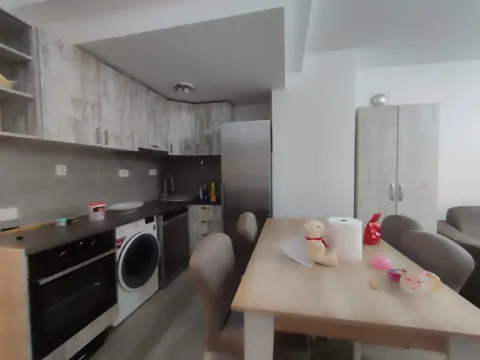 Prodaja, jednosoban stan, 38m², Malo Brdo, Podgorica - image 1