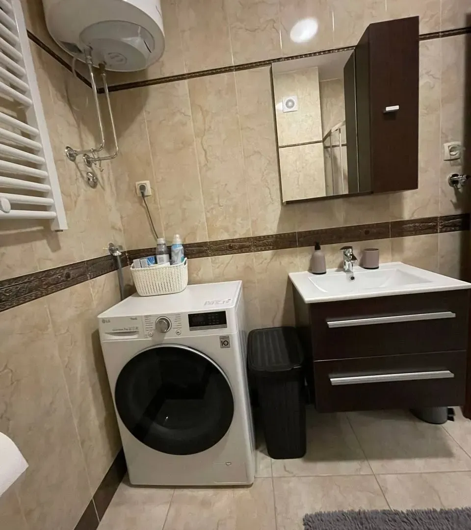 Prodaja, jednosoban stan, 70m², Budva, Crna Gora