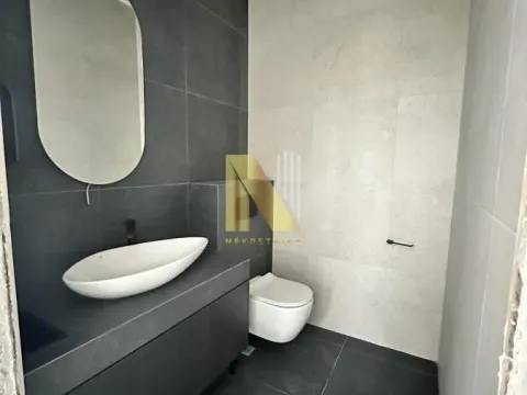 Rent, office space, 190m², Petrovaradin, Novi Sad - image 9