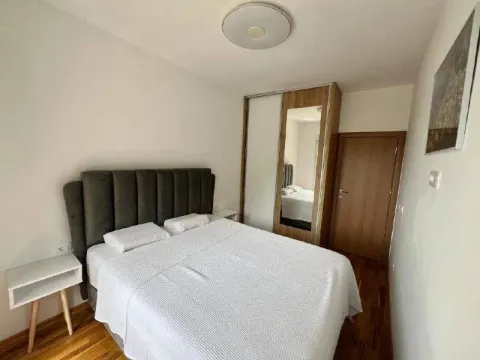 Rent, one bedroom apartment, 44m², Lazi, Budva - image 13
