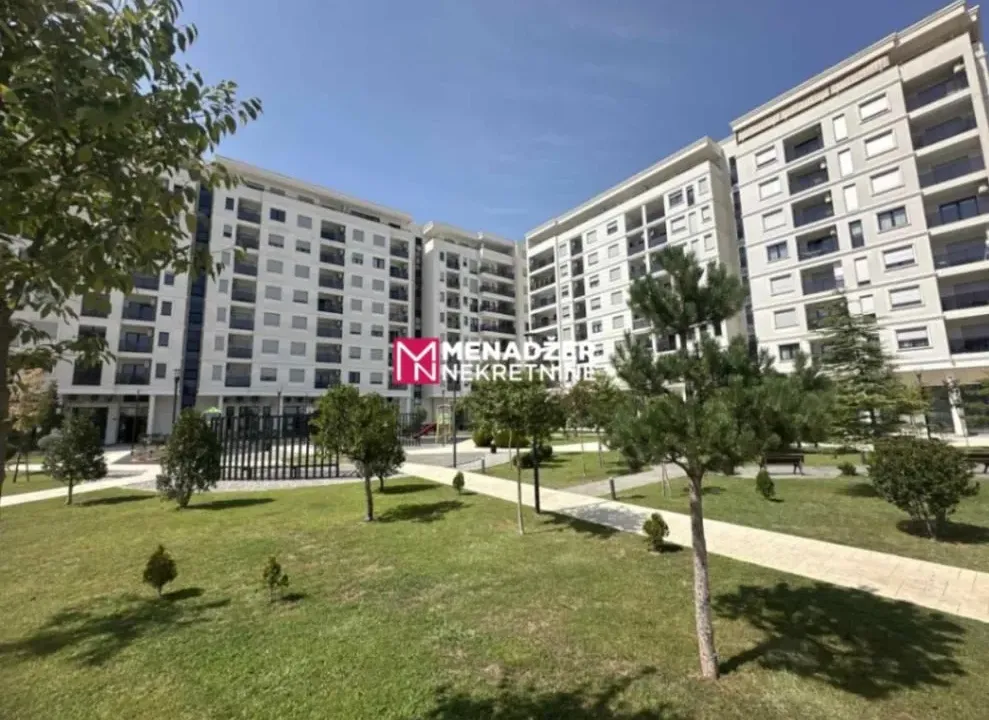 Izdavanje, jednosoban stan, 47m², Tološka šuma, Podgorica