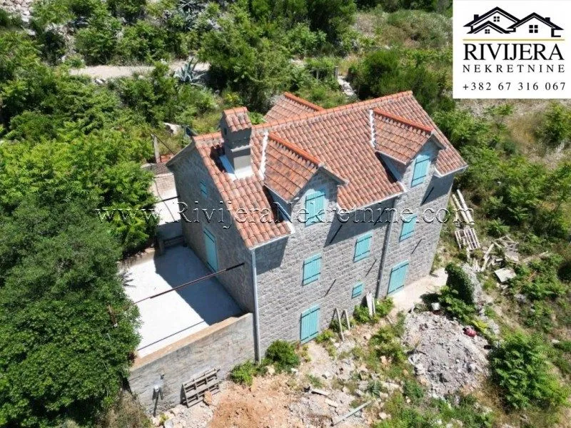 Sale, house, 138m², Zagora, Kotor