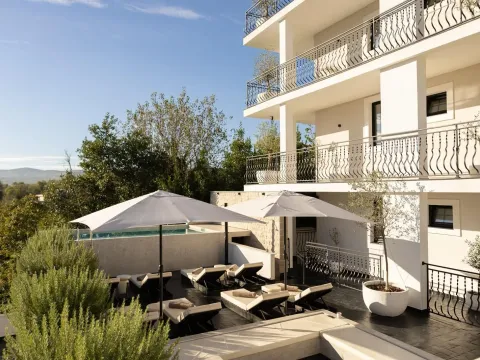 Sale, one bedroom apartment, 98m², Tivat, Crna Gora - image 14