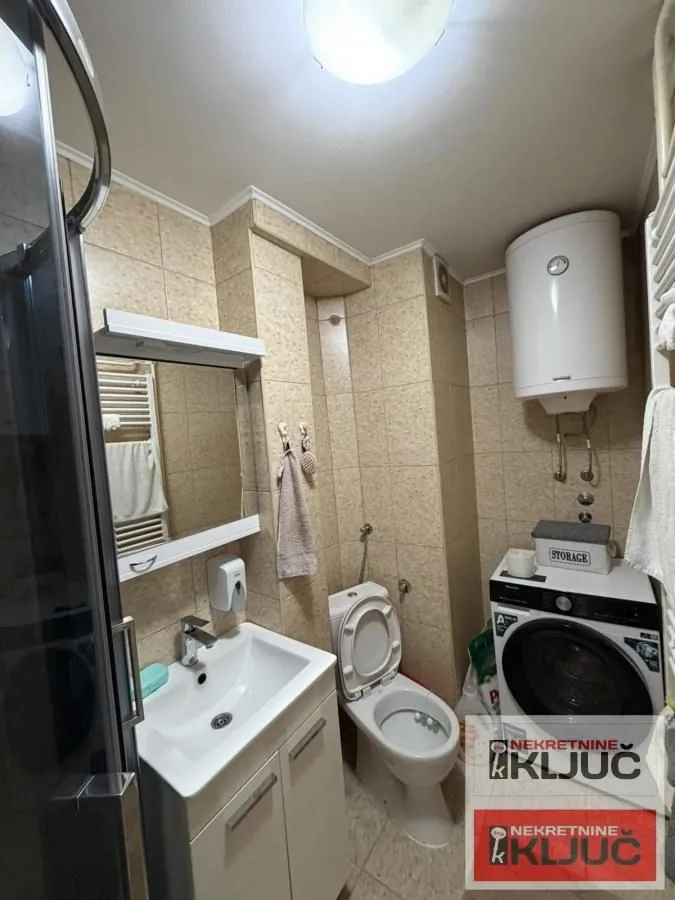 Prodaja, dvosoban stan, 47m², Detelinara, Novi Sad Sve Podlokacije