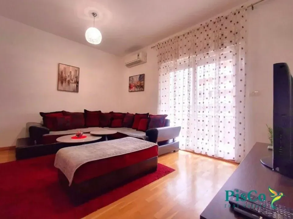 Rent, two bedroom apartment, 74m², City Kvart, Podgorica