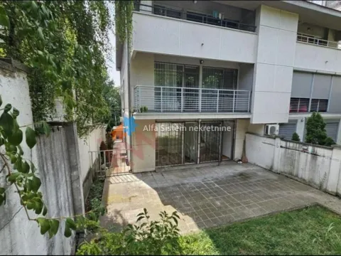 Izdavanje, trosoban stan, 76m², Vračar Sve Podlokacije, Beograd - image 11