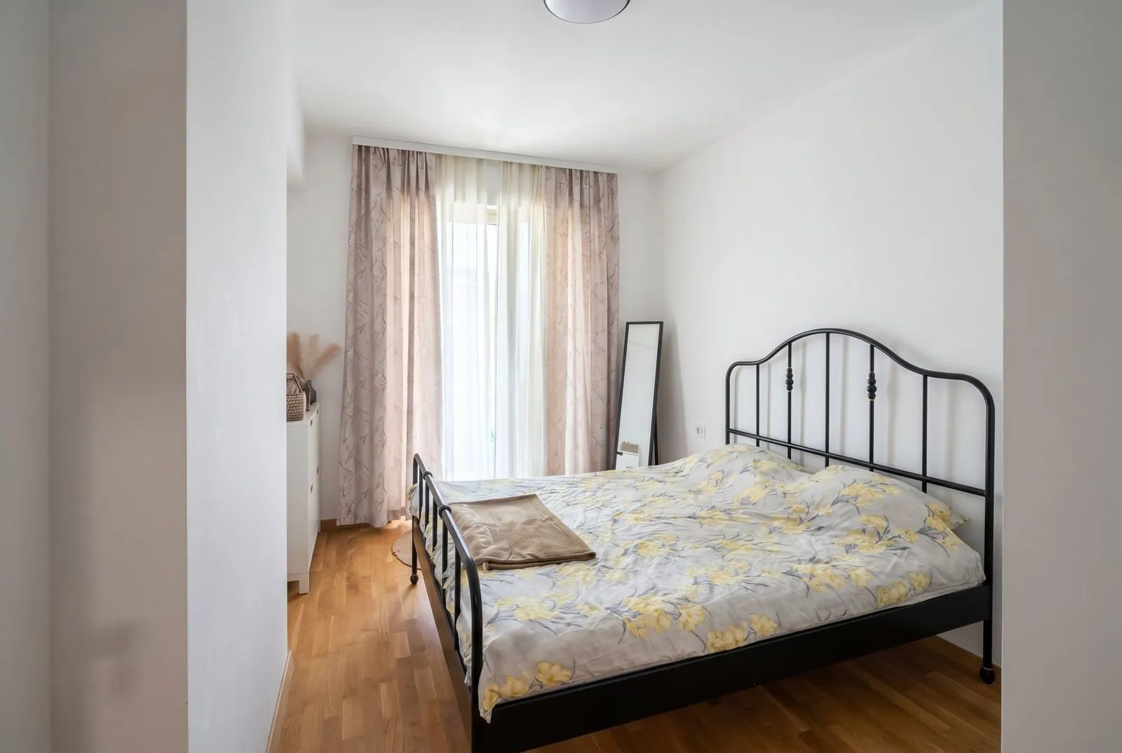 Sale, two bedroom apartment, 43m², Bečići, Budva