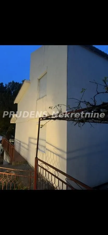 Prodaja, kuća, 82m², Šušanj, Bar